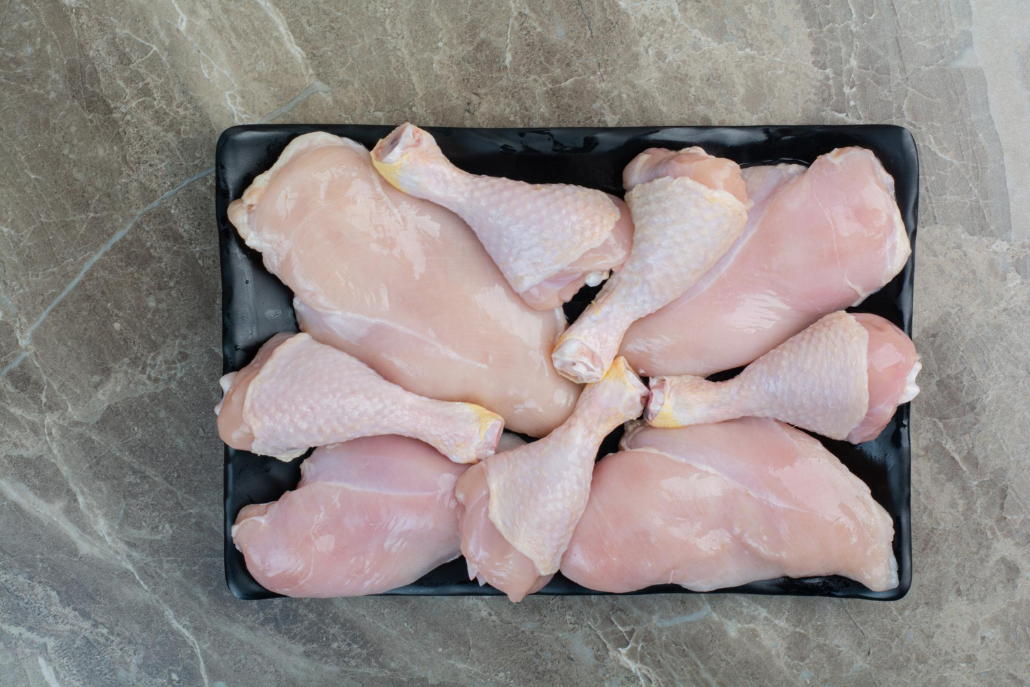 鶏肉の消費期限が切れたら食べても大丈夫ですか？