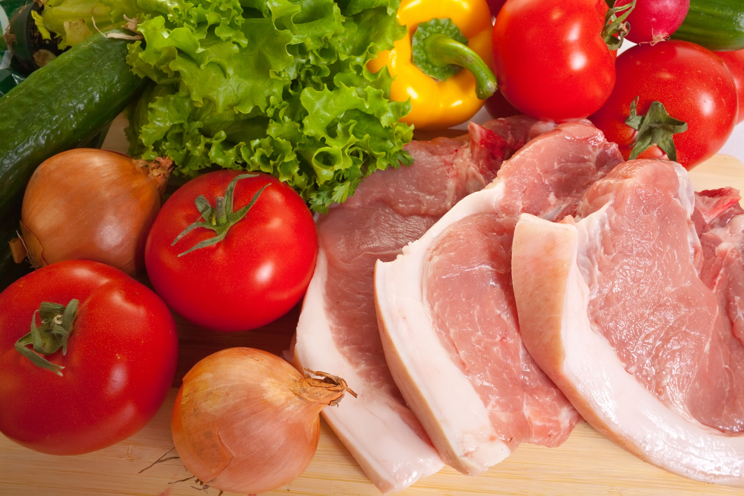 豚肉の消費期限を過ぎた場合、食べても大丈夫ですか？