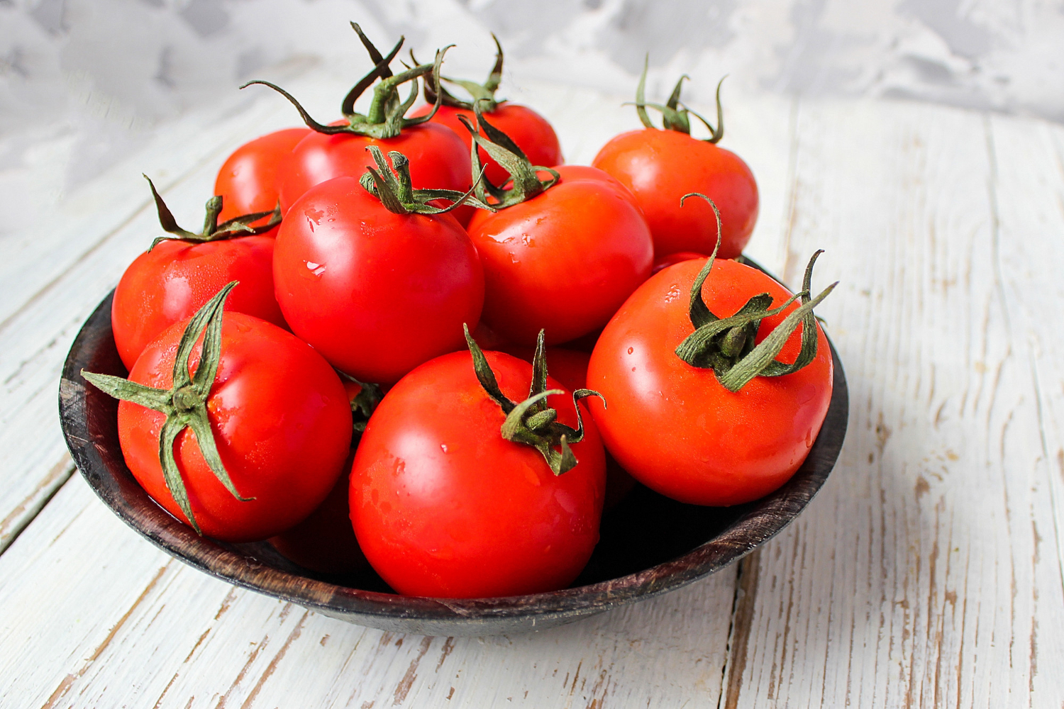 トマトの重さを知りたい場合、どうすればいいですか？